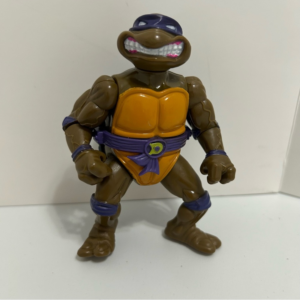 Vintage Ninja Turtles - Storage Shell Donatello Action Figure 1990 TMNT